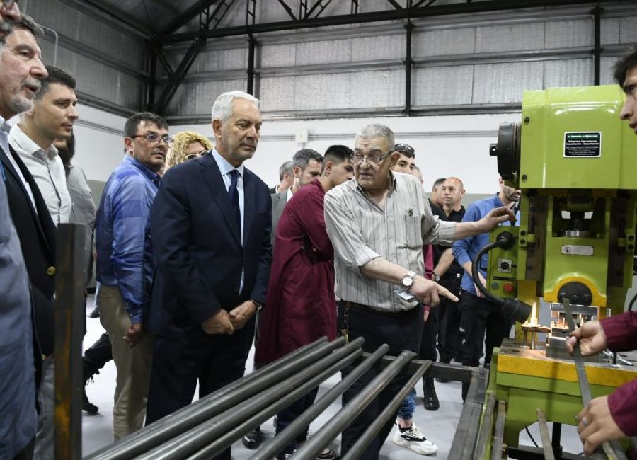 La matrícula total de privados/as de la libertad que cursan en los distintos niveles educativos asciende a 16.240, récord histórico para un servicio penitenciario.