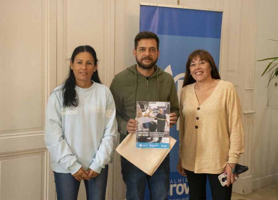 De la jornada participaron también otros funcionarios.