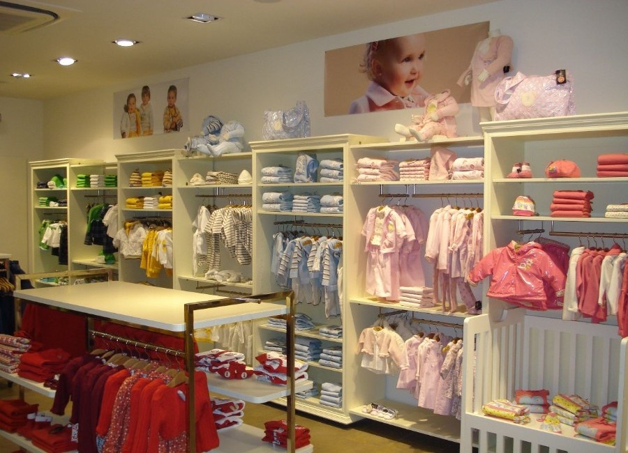 Dónde comprar ropa infantil por mayor?