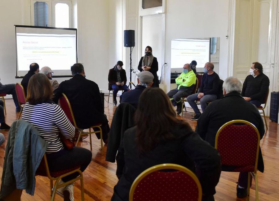 Del encuentro participaron referentes de distintos arcos políticos, sindicales y sociales.