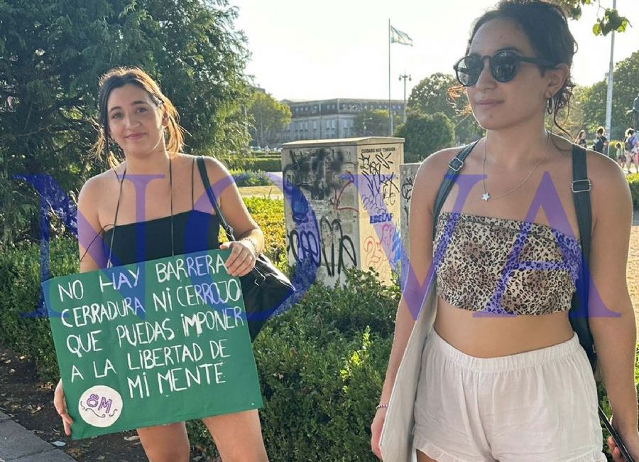 Se pudieron observar distintas consignas que buscan visibilizar la problemática que acucia a las mujeres en el país desde siempre. (Foto: NOVA)